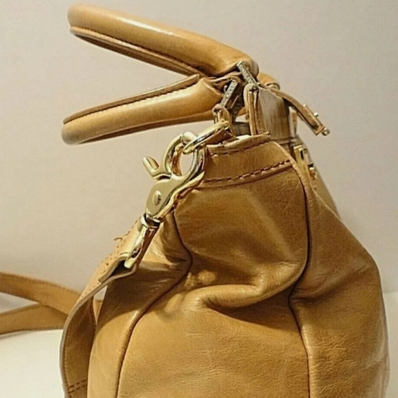 ๐Tory Burch Genuine Leather Crossbody Bag - Picture 6 of 13